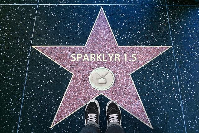 A hollywood star with the text 'sparklyr 1.5'